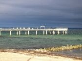 Niendorfer Seebrücke kurz vor einem Unwetter