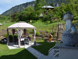 Garten mit Grillmöglichkeit