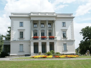 Weißes Haus im Agrapark