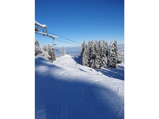 Skilift am Bödele mit Blick auf den Bodensee