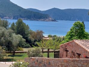 Holiday apartment with beautiful terrace, only 100m from the beach - Piana - image1