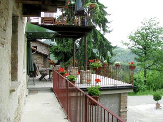 Cottage Ciglie Outdoor Recording 5