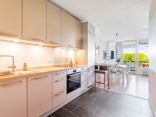 Küche und Essbereich