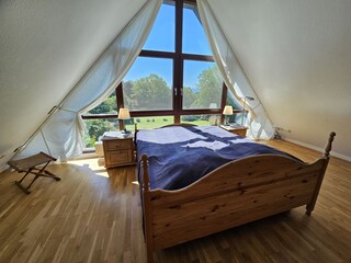 Schlafzimmer im OG