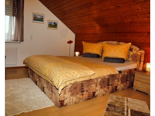 freundliches Schlafzimmer