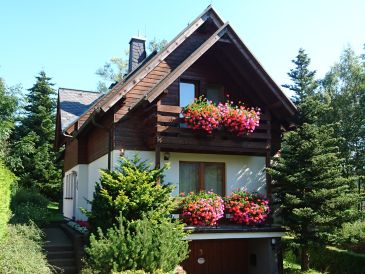 Ferienwohnung "West" im Ferienhaus "Keilbergblick"