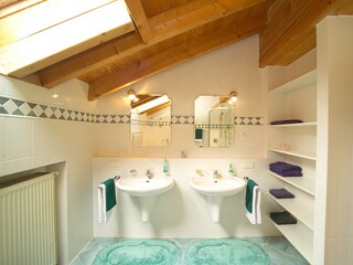 Holiday apartment Füssen Bathroom 11
