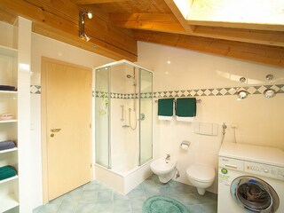 Holiday apartment Füssen Bathroom 12