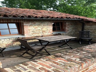 Cottage Ciglie Outdoor Recording 6