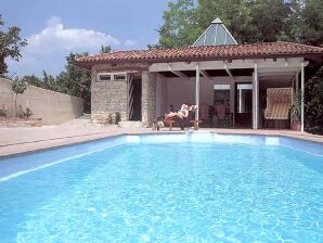 Vakantiehuisje Appartement met groot overdekt terras, in een kleinschalig complex met zwembad - Ciglie - image1