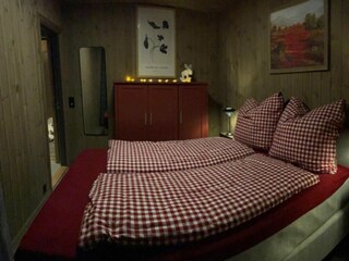 Schlafzimmer II