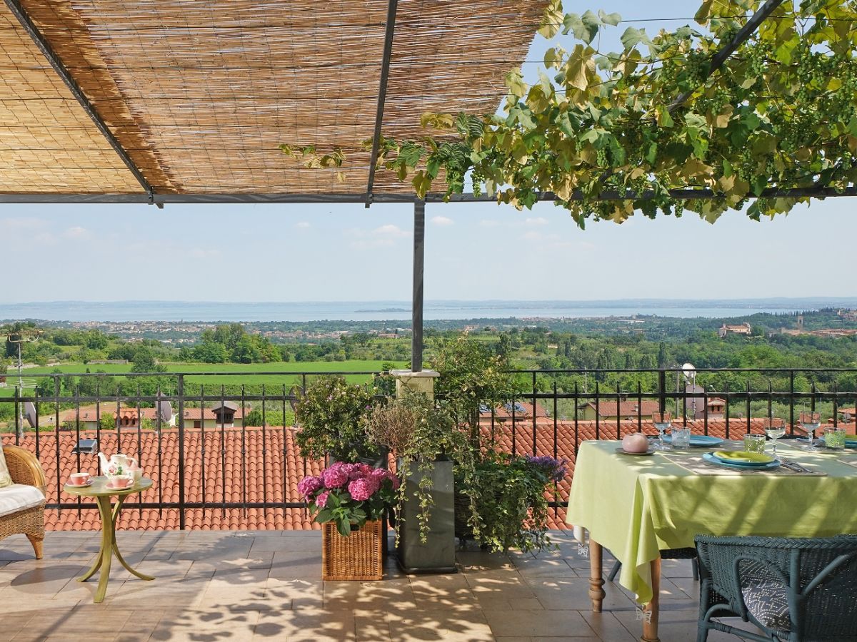 Balkon mit Seeblick