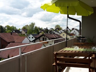Terrasse mit Grillmöglichkeit und Weitblick