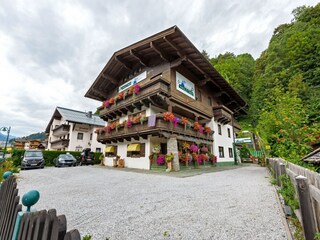 Apartment Saalbach Außenaufnahme 9