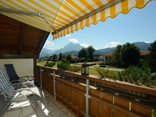 Südbalkon mit Blick auf den Säuling