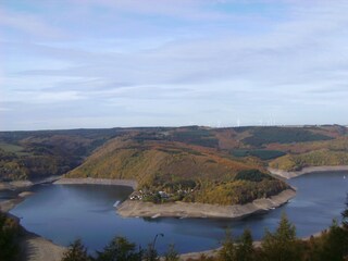 Aussichtspunkt  Rursee bei Niedrigwasserstand