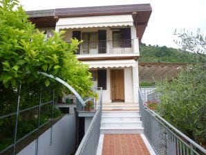 In Tuscany by the sea