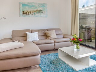 Wohnbereich mit TV und WLAN