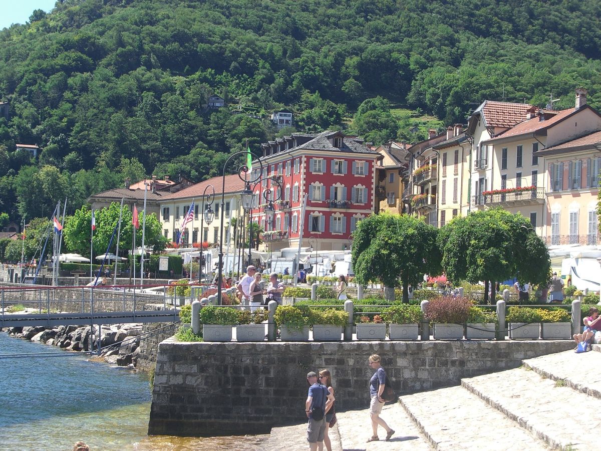 Cannobio Lungo Lago