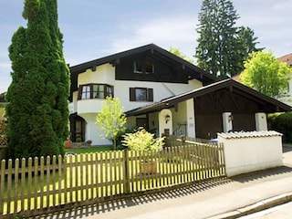 Haus Burgstaller in Garmisch, ruhige Höllentalstraße