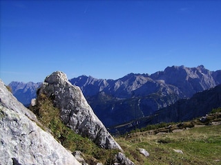 Alpspitz-Hochalmgebiet Blick zum Wetterstein