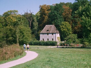 Goethes Gartenhaus im Park