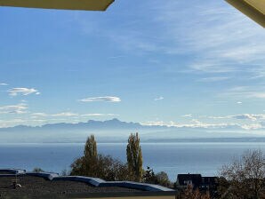 Ferienwohnung Zuur met uitzicht op het meer en de Alpen