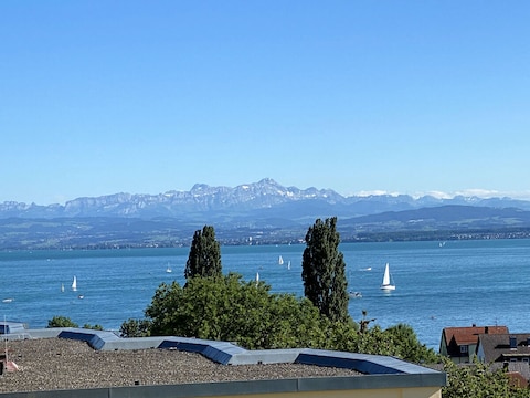 Ferienwohnung Sauer mit See- und Alpenblick