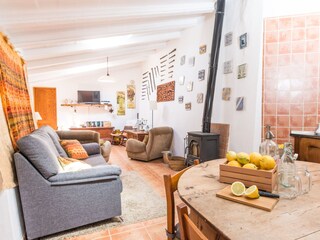Chalet Fornalutx Features 23