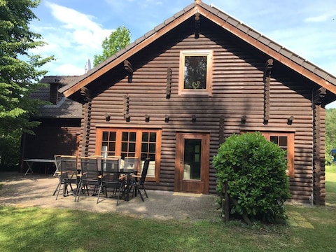 Holiday house blockhouse at lake Silbersee