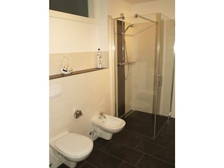 Bodengleiche Dusche, WC & Bidet