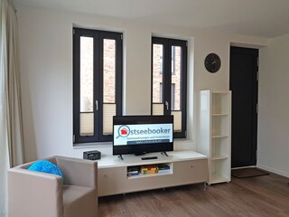 Wohnbereich mit TV und WLAN