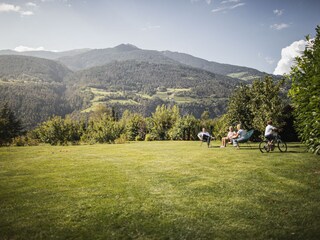 Der Garten lädt zum Nixtun ein.