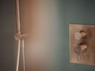 Das neue Badezimmer lässt keine Wünsche offen.