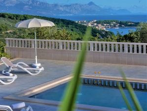 Casa per le vacanze Lokanjac con piscina - Selca - image1