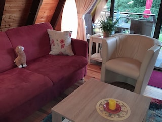 gemütliche Schlafcouch mit Blick nach draußen