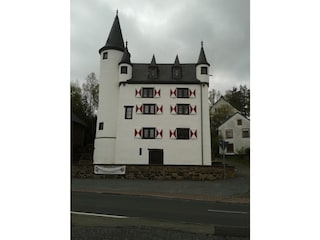 Dreiser Burg, Cafe und Standesamt