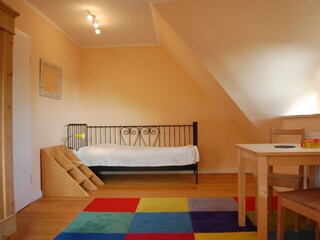 Schlafzimmer 2