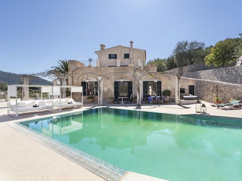 Villa Majestic Holiday Estate Son Enseñat in Calvia
