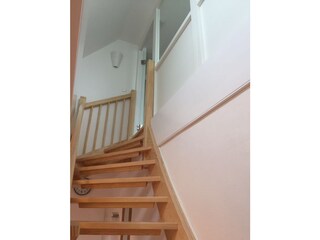 Treppe ins Obergeschoss