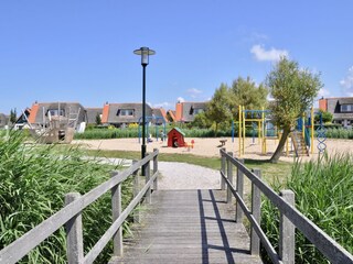 Holiday house Callantsoog Environment 24