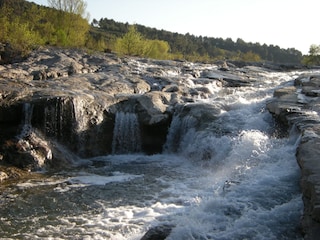 Badespaß am Fluss