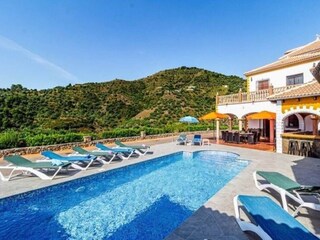 Villa Sayalonga Outdoor Recording 9