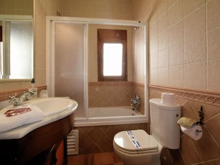 Villa Sayalonga Features 23