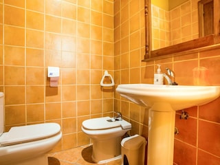 Holiday house Guaro Features 32