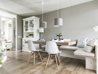 Appartement de vacances Buren Équipement 9