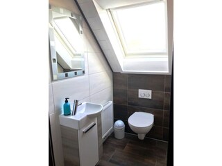 Das im April 2018 neu renovierte WC