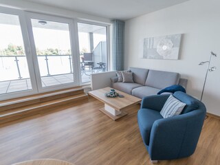 Blick vom Wohnraum auf die Schlei