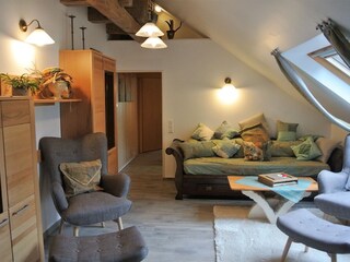 Wohnzimmer mit Empore