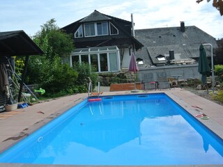 Neuer  Pool  mit Außendusche 2021